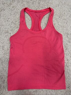 Lululemon Swiftly Tank. Waste Length. Lipstick Pink